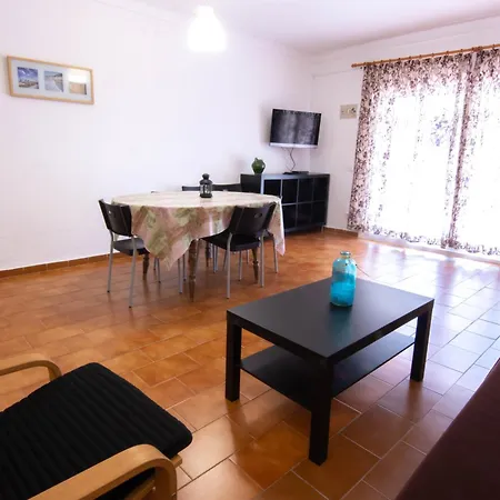 Casas Montgri Casa de Férias *