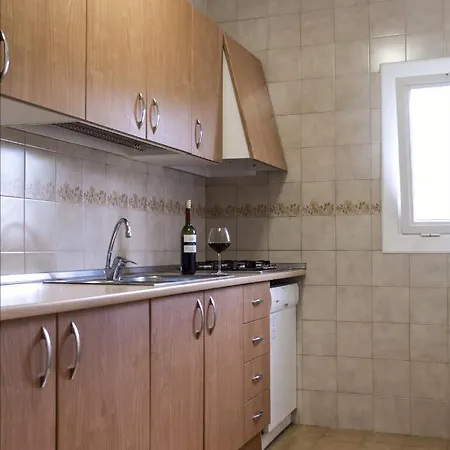Casas Montgri * إمبوريابرافا