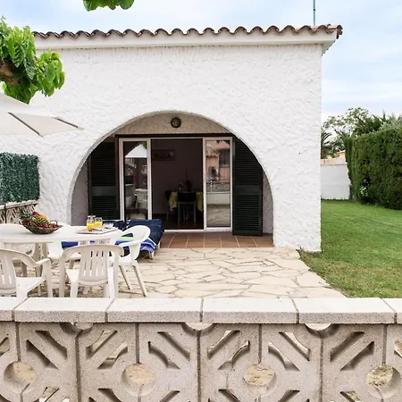 בית נופש Casas Montgri