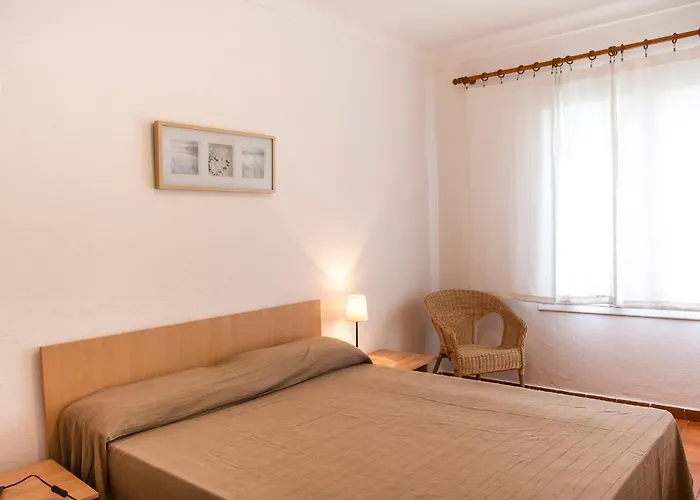 בית נופש Casas Montgri אמפוריבראבה